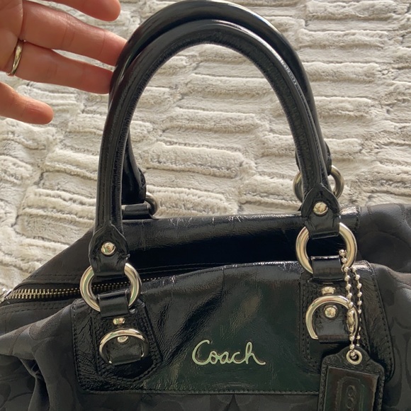 Coach purse 12.5 x 8.5 x 4.5 approximately - Picture 3 of 8
